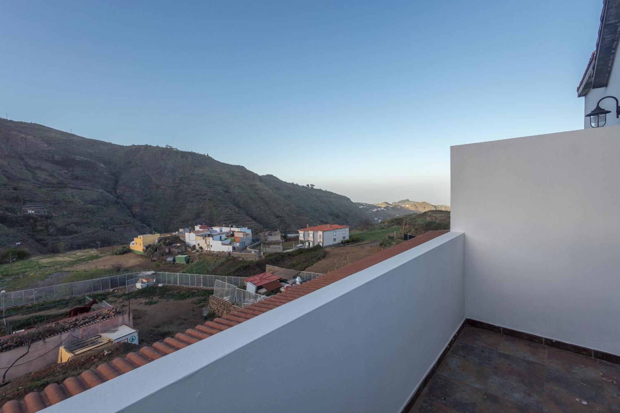Balcon De La Mina Suites - Aircon And Terrace With Views Вега де Сан Матео Экстерьер фото