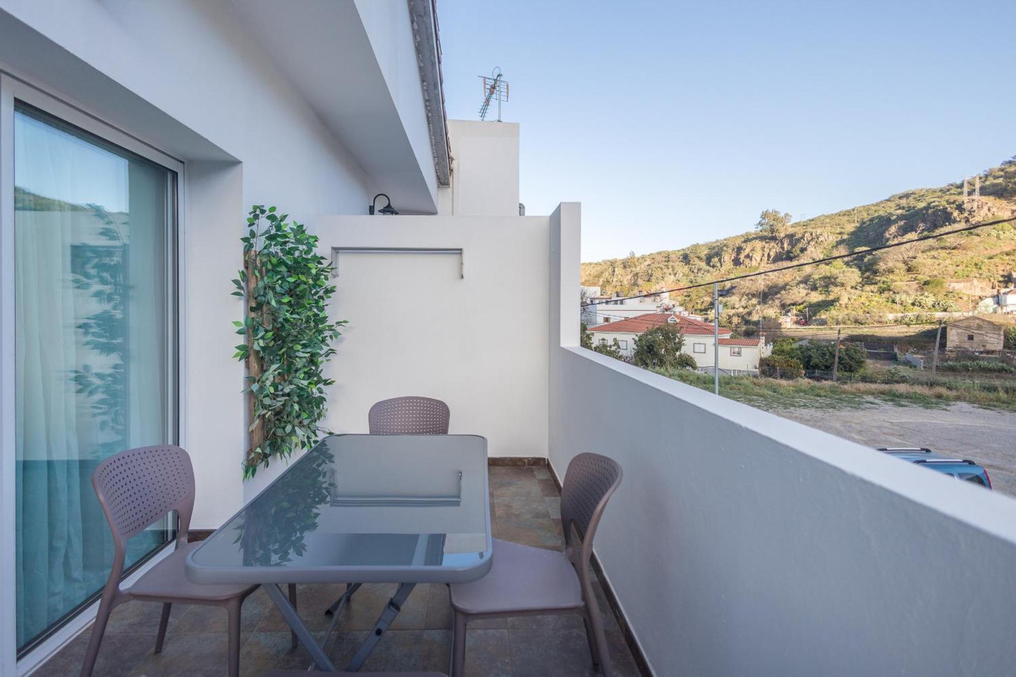 Balcon De La Mina Suites - Aircon And Terrace With Views Вега де Сан Матео Экстерьер фото