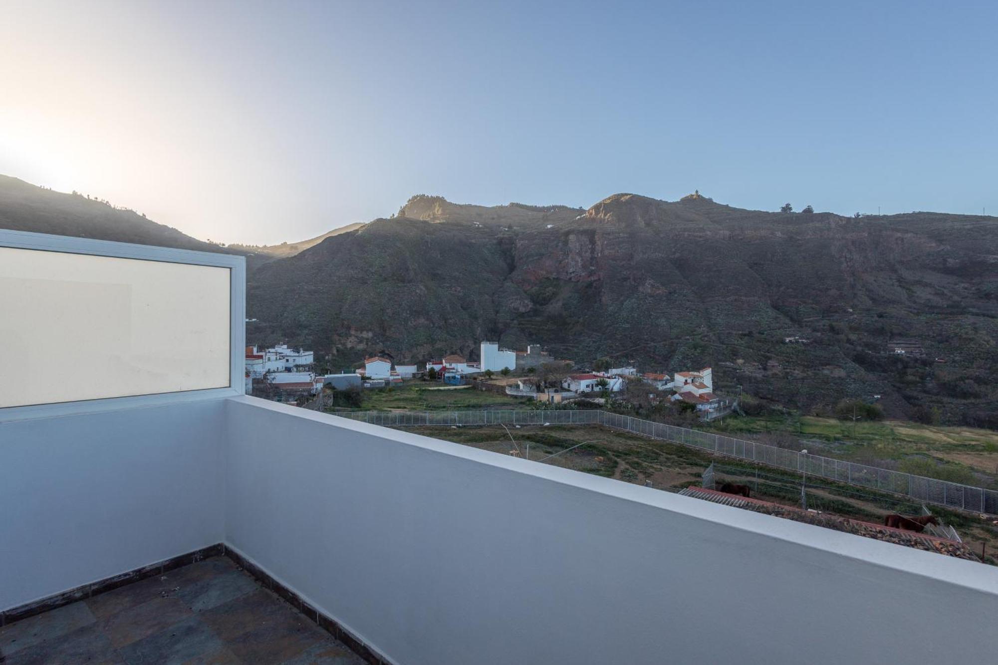 Balcon De La Mina Suites - Aircon And Terrace With Views Вега де Сан Матео Экстерьер фото